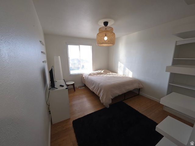 1366 COTTONWOOD DR, Centerville, UT 84014