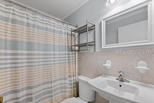 23 S Forest Beach Dr Apt 347, Hilton Head Island, SC 29928
