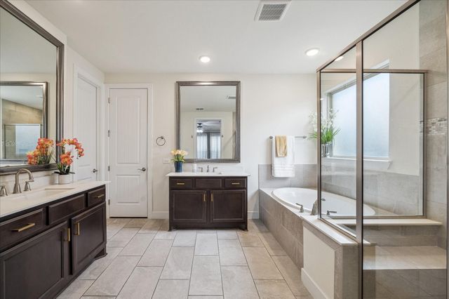 4727 Llano Loop, Sugar Land, TX 77479