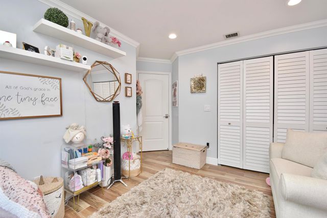 21565 Yellowstone Park Way, Boca Raton, FL 33428