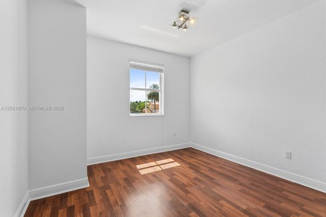8610 NW 110th Ave, Doral, FL 33178