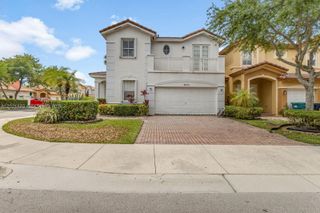 8610 NW 110th Ave, Doral, FL 33178