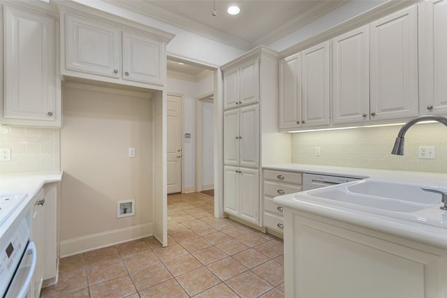 2306 Homestead Lane, Tyler, TX 75701