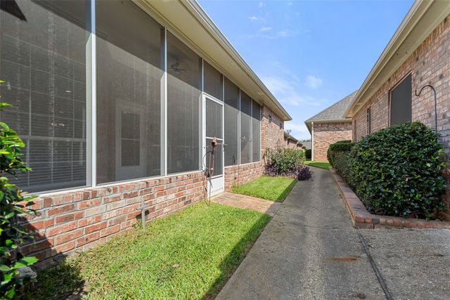 2306 Homestead Lane, Tyler, TX 75701