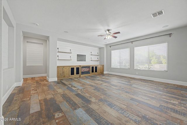 4916 W OLD WEST Trail, New River, AZ 85087