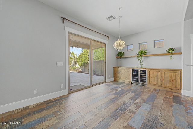 4916 W OLD WEST Trail, New River, AZ 85087
