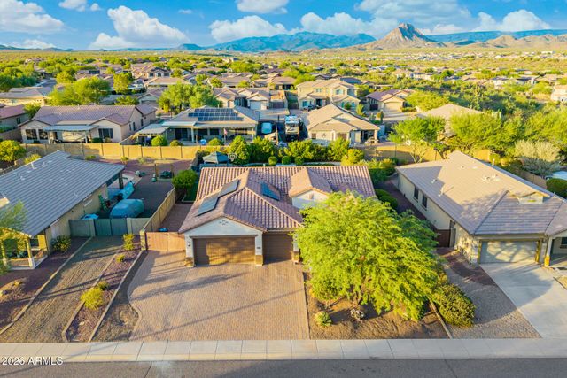4916 W OLD WEST Trail, New River, AZ 85087