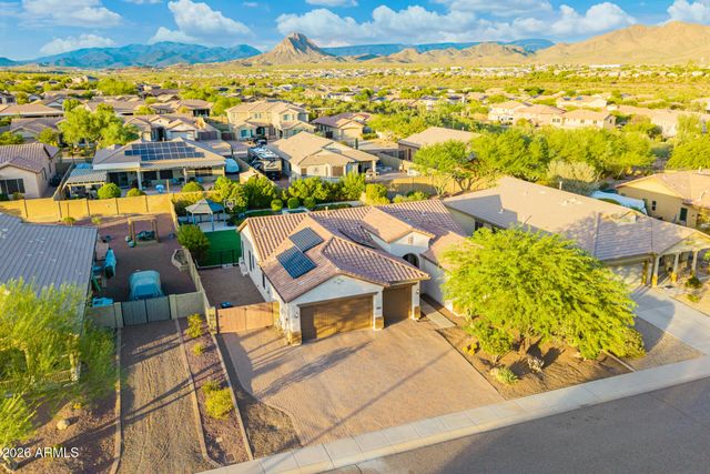 4916 W OLD WEST Trail, New River, AZ 85087