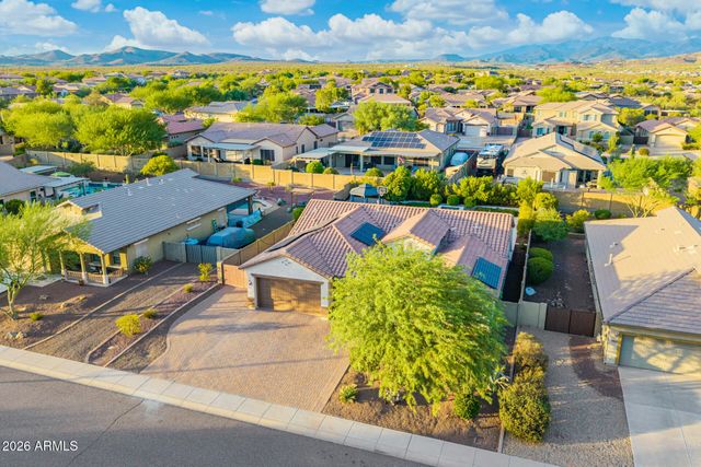 4916 W OLD WEST Trail, New River, AZ 85087