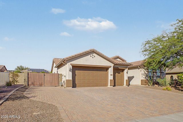 4916 W OLD WEST Trail, New River, AZ 85087