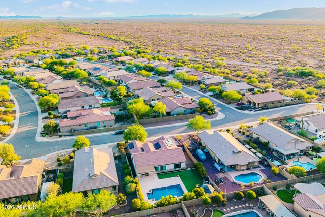 4916 W OLD WEST Trail, New River, AZ 85087
