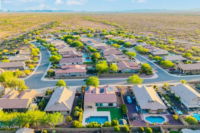 4916 W OLD WEST Trail, New River, AZ 85087