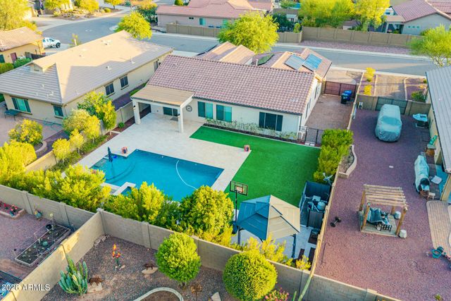 4916 W OLD WEST Trail, New River, AZ 85087