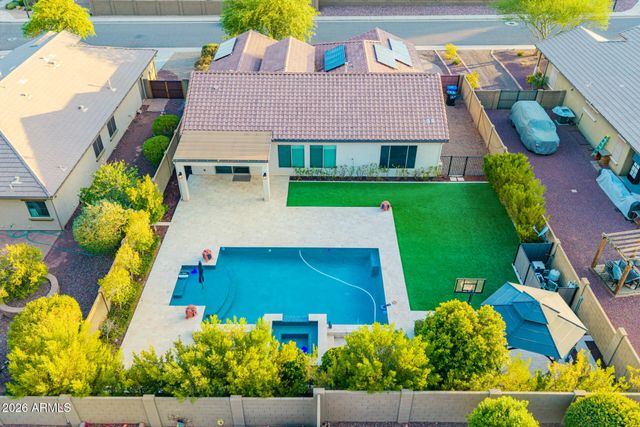 4916 W OLD WEST Trail, New River, AZ 85087