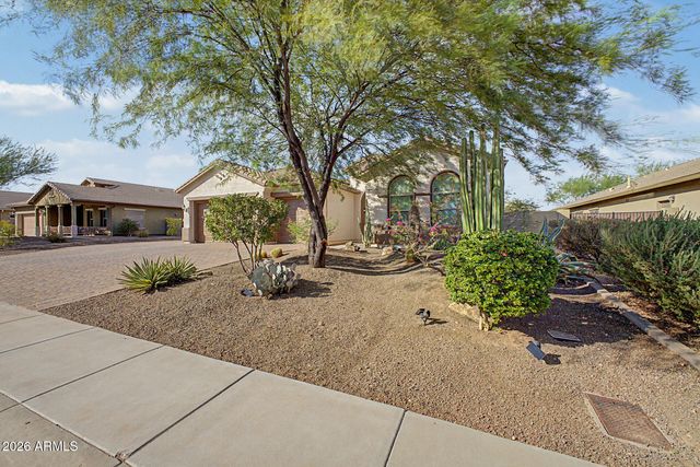 4916 W OLD WEST Trail, New River, AZ 85087