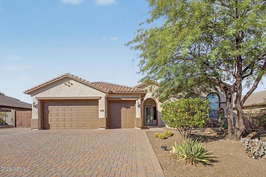 4916 W OLD WEST Trail, New River, AZ 85087 — photo 2