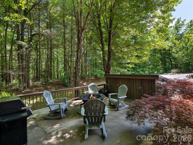 61 Boulder Drive L14-R, Lake Toxaway, NC 28747