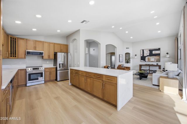 8017 E OSAGE Avenue, Mesa, AZ 85212