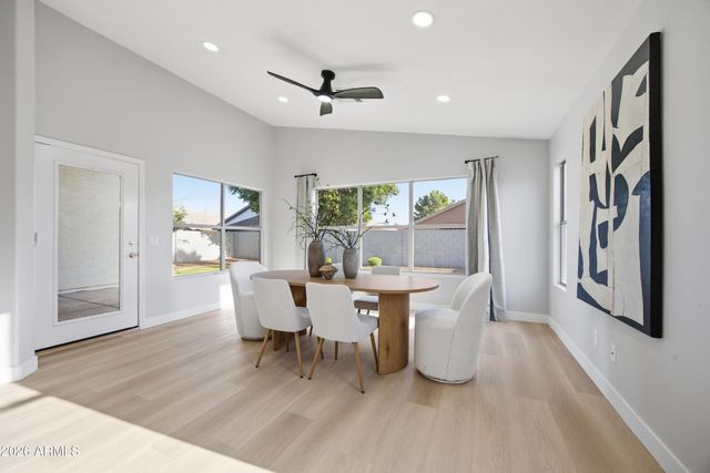 8017 E OSAGE Avenue, Mesa, AZ 85212