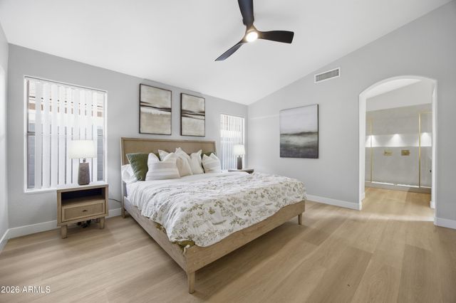 8017 E OSAGE Avenue, Mesa, AZ 85212