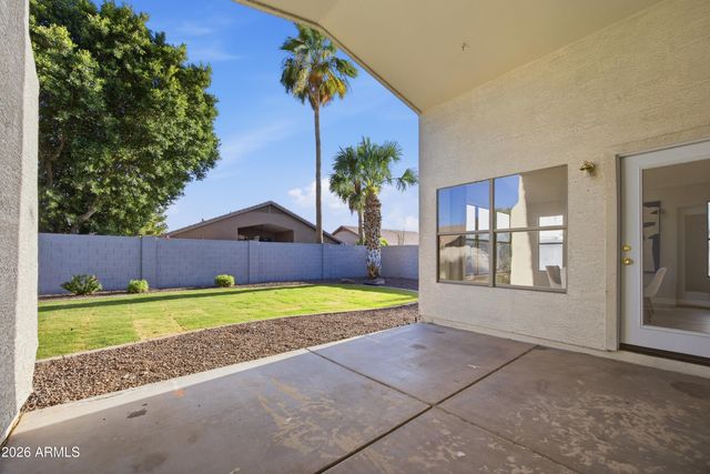 8017 E OSAGE Avenue, Mesa, AZ 85212