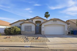 8017 E OSAGE Avenue, Mesa, AZ 85212