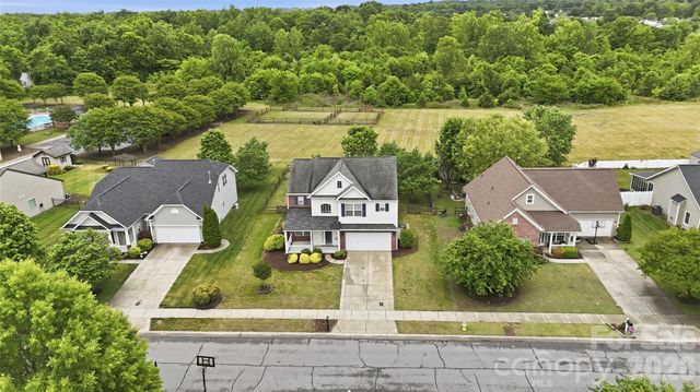 720 Yvonne Drive SW, Concord, NC 28027