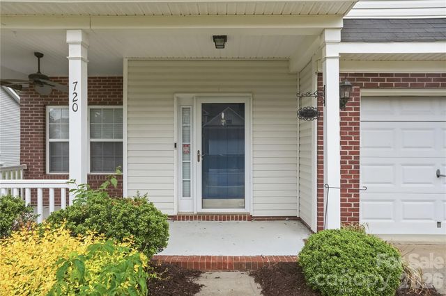 720 Yvonne Drive SW, Concord, NC 28027