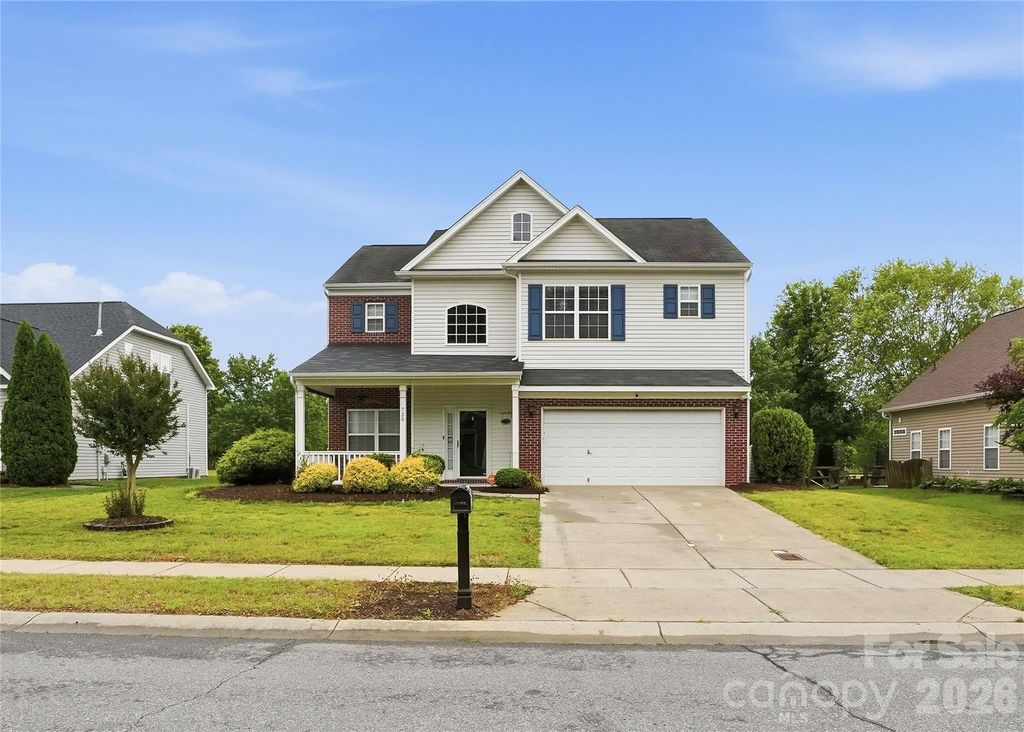 720 Yvonne Drive SW, Concord, NC 28027