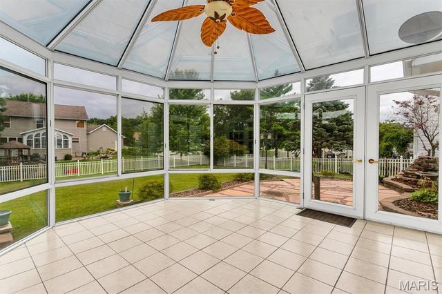 214 Kingdom Drive, St Charles, MO 63301