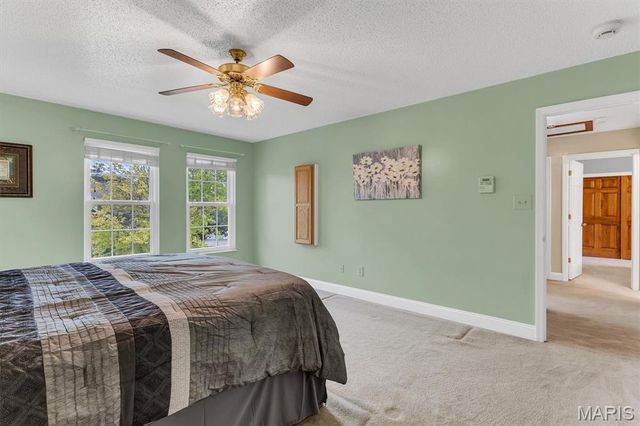 214 Kingdom Drive, St Charles, MO 63301