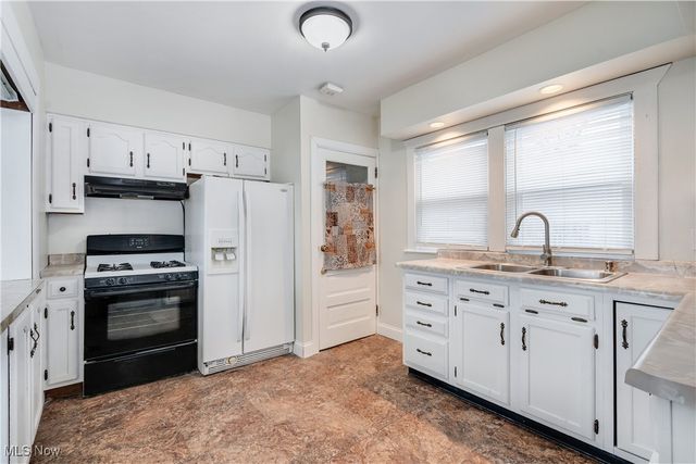 2510 E Midlothian Boulevard, Youngstown, OH 44502