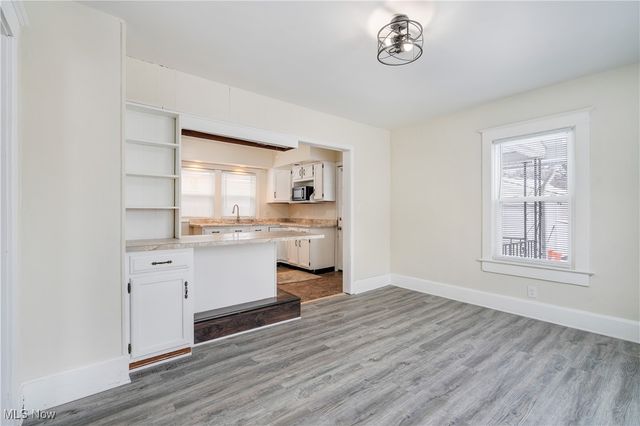 2510 E Midlothian Boulevard, Youngstown, OH 44502