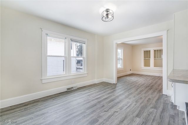 2510 E Midlothian Boulevard, Youngstown, OH 44502