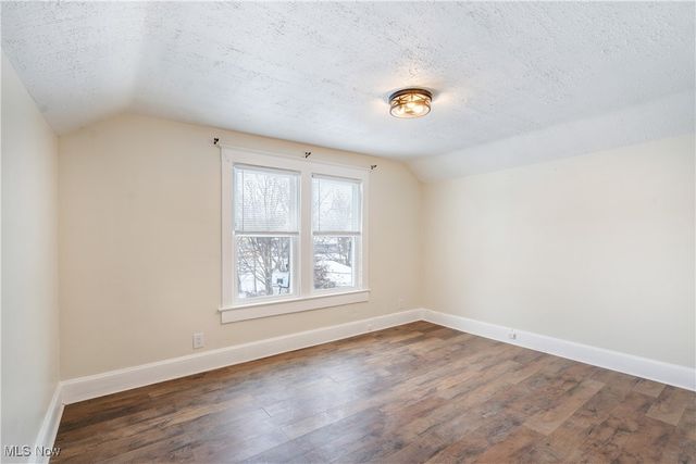 2510 E Midlothian Boulevard, Youngstown, OH 44502