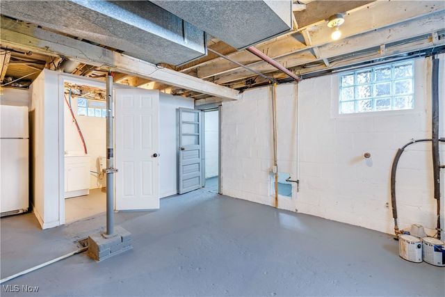 2510 E Midlothian Boulevard, Youngstown, OH 44502