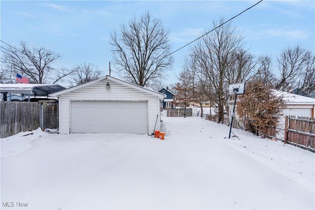 2510 E Midlothian Boulevard, Youngstown, OH 44502