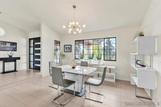 15003 Driftwood Creek Rd, El Cajon, CA 92021