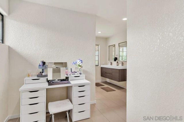 15003 Driftwood Creek Rd, El Cajon, CA 92021