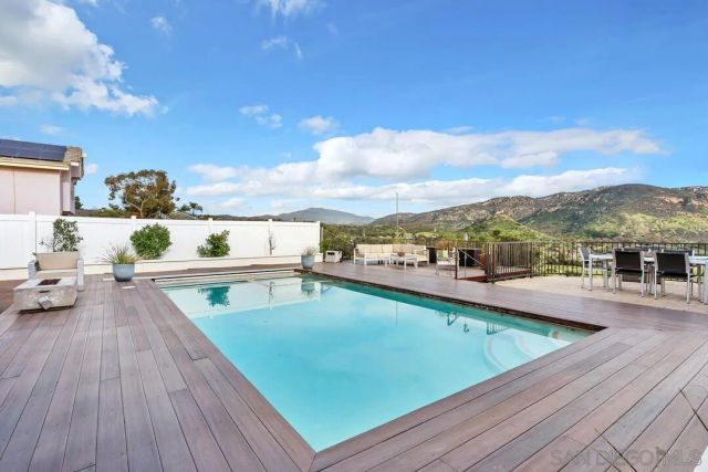 15003 Driftwood Creek Rd, El Cajon, CA 92021