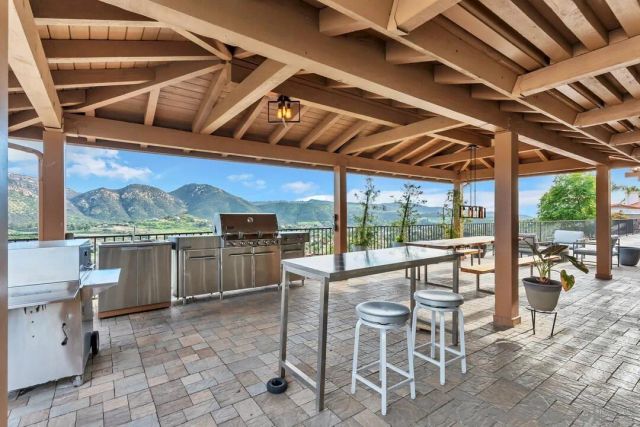 15003 Driftwood Creek Rd, El Cajon, CA 92021