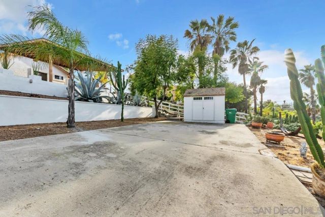 15003 Driftwood Creek Rd, El Cajon, CA 92021