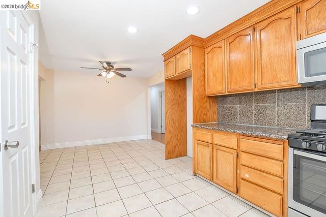 1316 Saint Frances Dr, Antioch, CA 94509