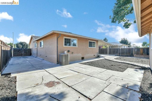 1316 Saint Frances Dr, Antioch, CA 94509