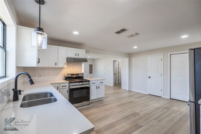 411 W New Mexico Avenue, Sweetwater, TX 79556