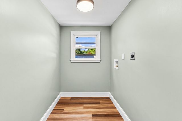 97 Plymouth Ave, Wareham, MA 02538