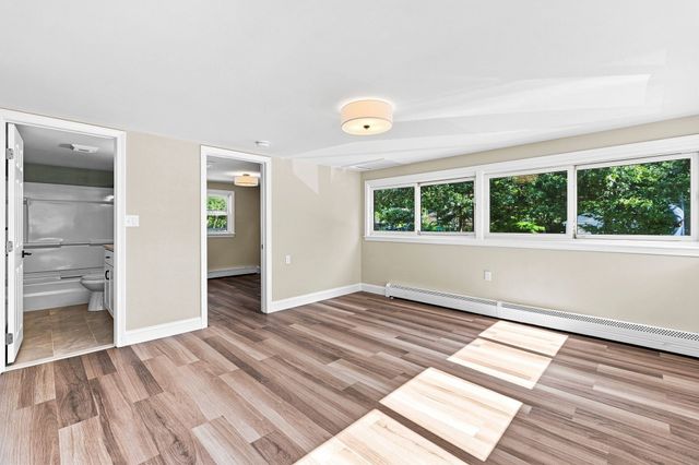 97 Plymouth Ave, Wareham, MA 02538