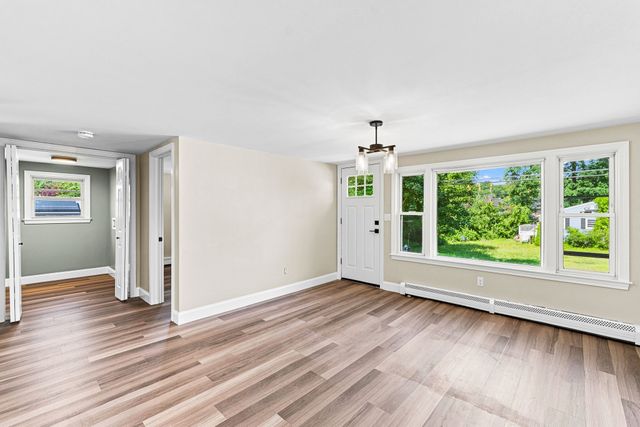 97 Plymouth Ave, Wareham, MA 02538