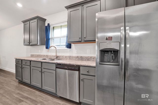 2056 E Stonepine Drive, Semmes, AL 36575