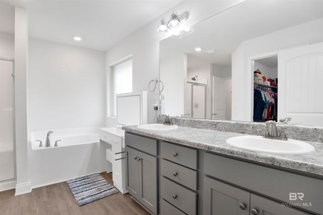 2056 E Stonepine Drive, Semmes, AL 36575